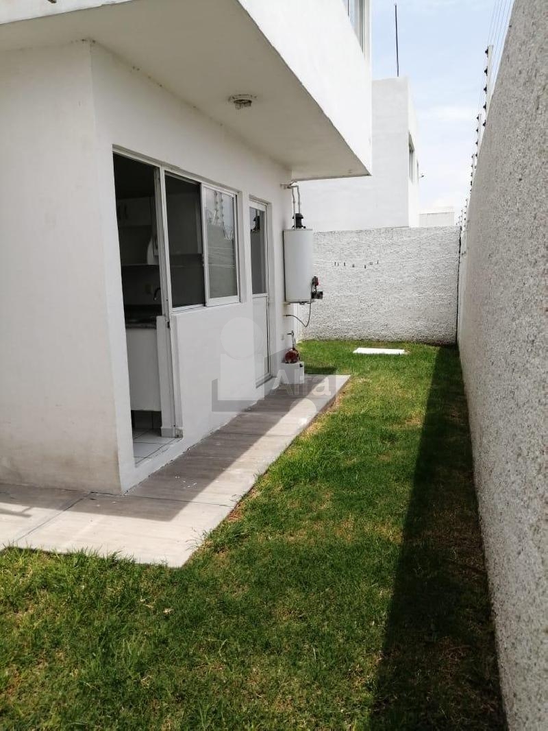 Casa sola en renta en Villas de Irapuato, Irapuato, Guanajuato