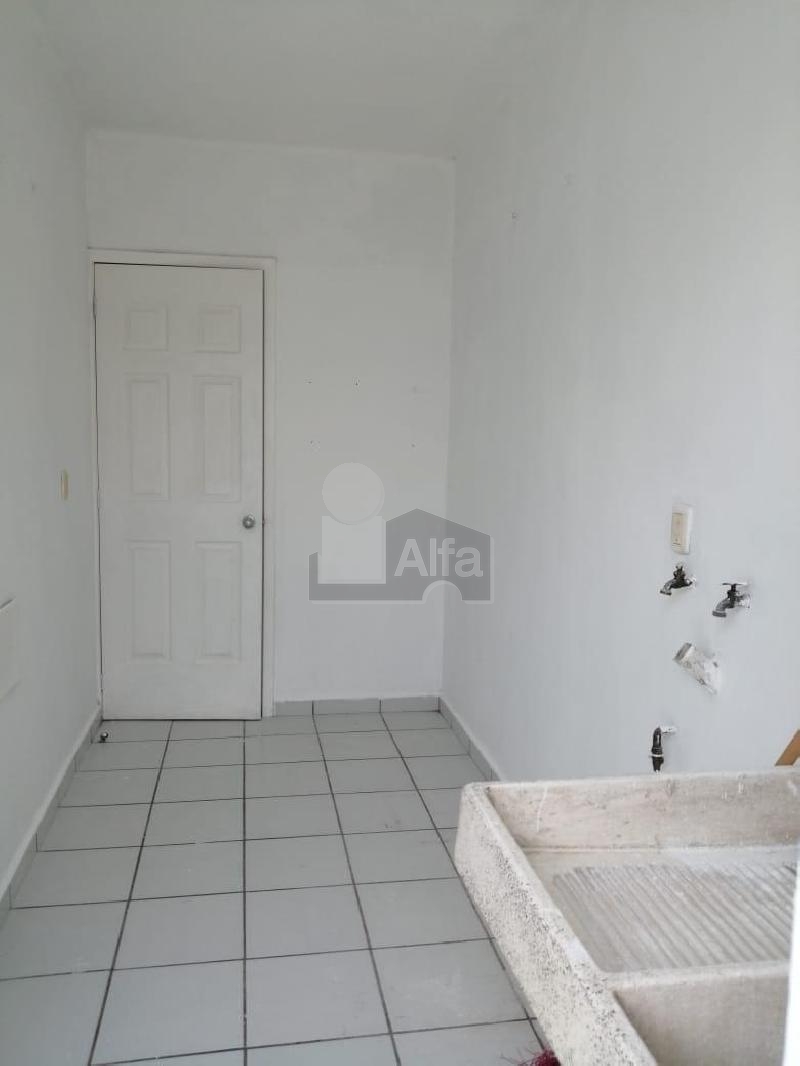 Casa sola en renta en Villas de Irapuato, Irapuato, Guanajuato