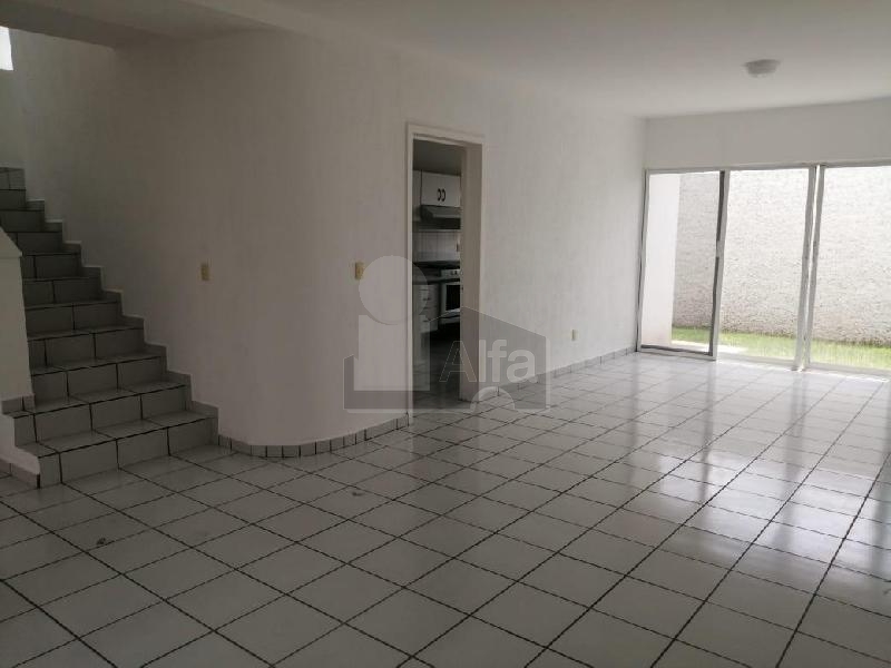 Casa sola en renta en Villas de Irapuato, Irapuato, Guanajuato