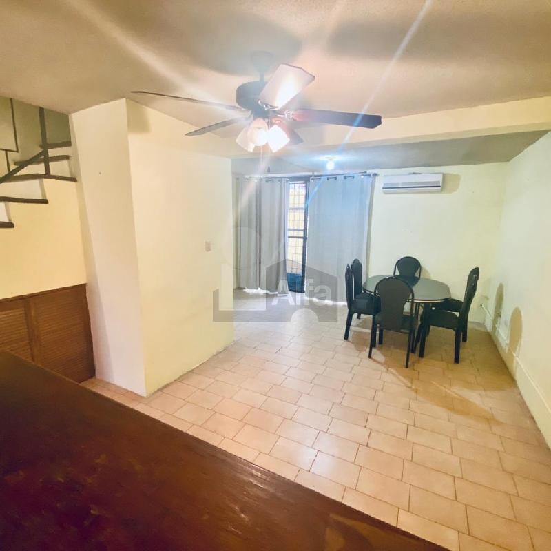 Casa sola en renta en Los Laureles, San Nicolás de los Garza, Nuevo León