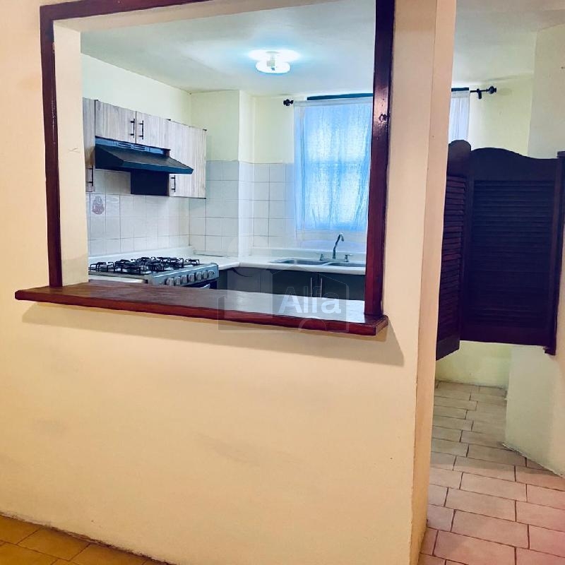Casa sola en renta en Los Laureles, San Nicolás de los Garza, Nuevo León