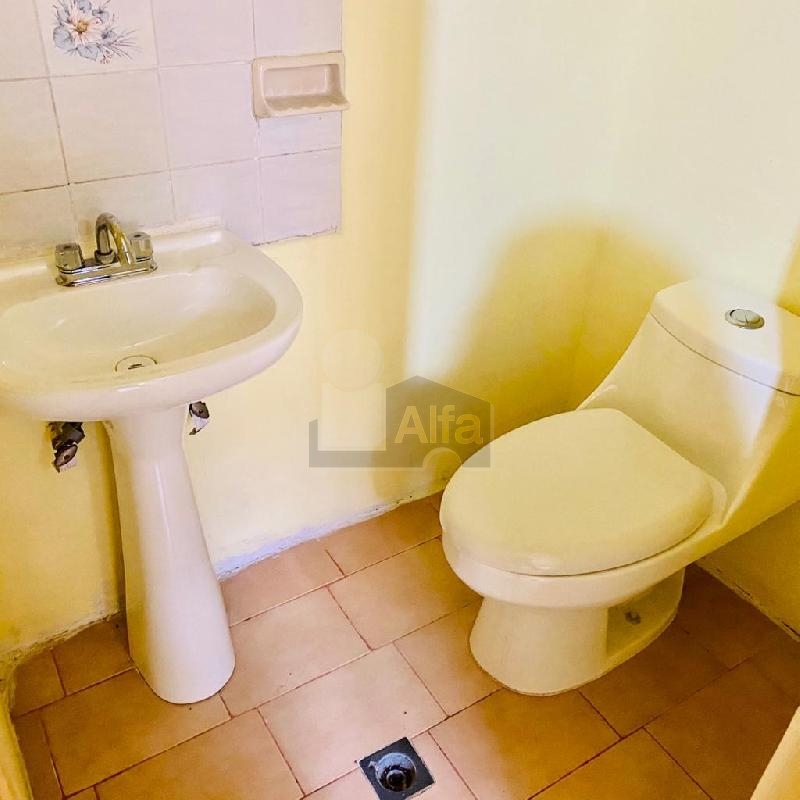 Casa sola en renta en Los Laureles, San Nicolás de los Garza, Nuevo León
