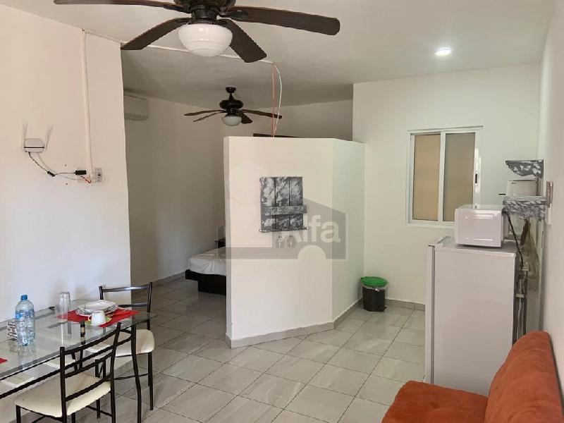 Playa del Carmen, Hotel en Venta en colonia Gonzalo Guerrero entre la Av 25 y 30 norte
