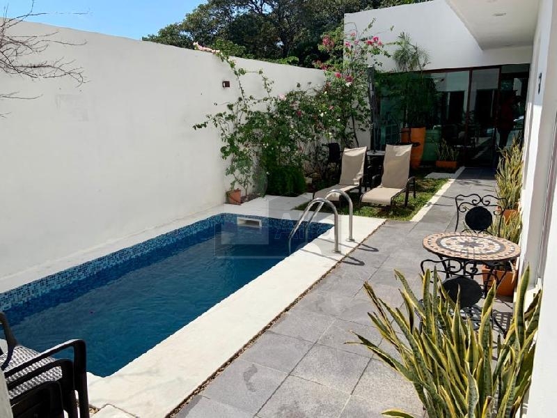 Playa del Carmen, Hotel en Venta en colonia Gonzalo Guerrero entre la Av 25 y 30 norte
