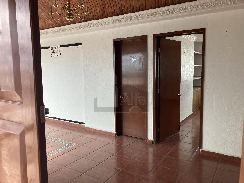 Oficina en Renta 3ra Planta sobre Av. Luis Vega y Monroy