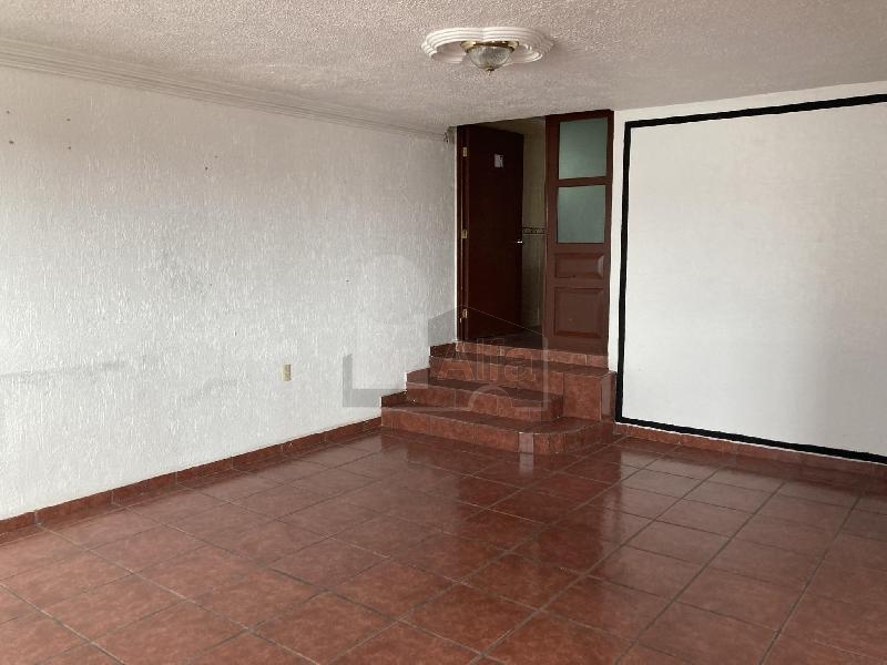 Oficina en Renta 3ra Planta sobre Av. Luis Vega y Monroy