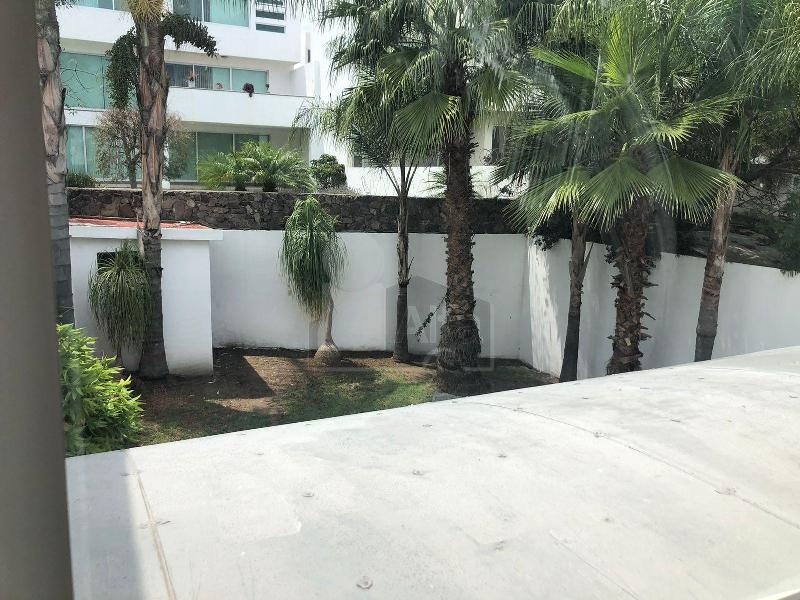 Casa en Renta en Lomas de Gran Jardín, León, Gto. cerca a la plaza comercial Colibrí
