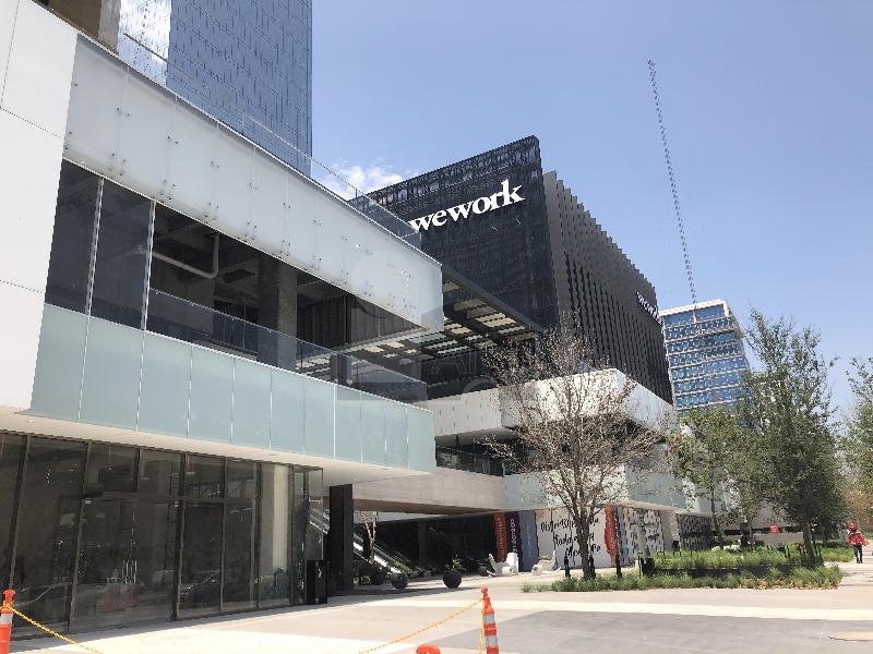 Local en Renta Centro Comercial Distrito Armida, Zona Valle Oriente, San Pedro Garza García, N.L.