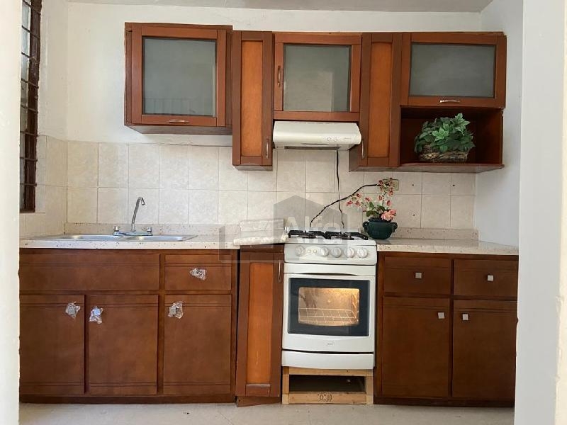 Casa sola en renta en Arboledas del Mezquital, Apodaca, Nuevo León