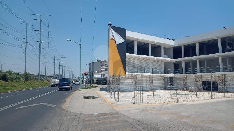 Local en renta sobre Blvd. Solidaridad las Torres