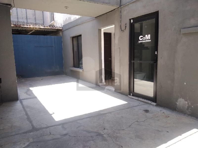 Local comercial en renta Mitras Centro Monterrey Nuevo León