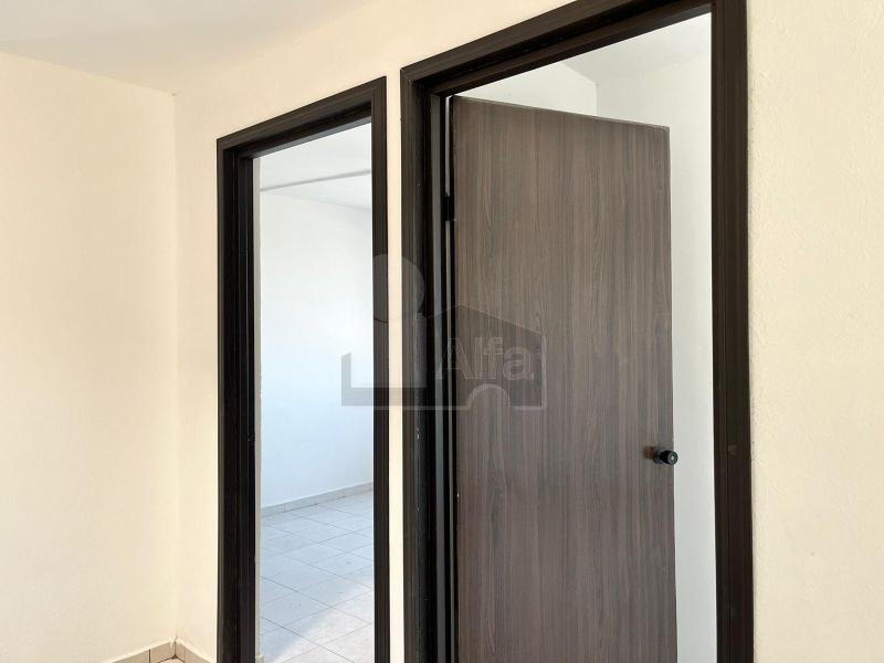 Casa en venta o renta, Pedregal Cumbres, Monterrey, Nuevo Leon. sobre avenida comercial