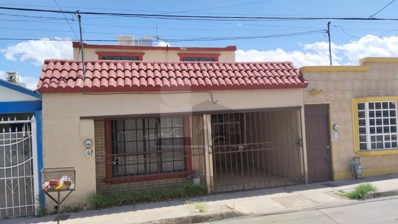 Casa sola en venta en Quintas Carolinas, Chihuahua, Chihu...