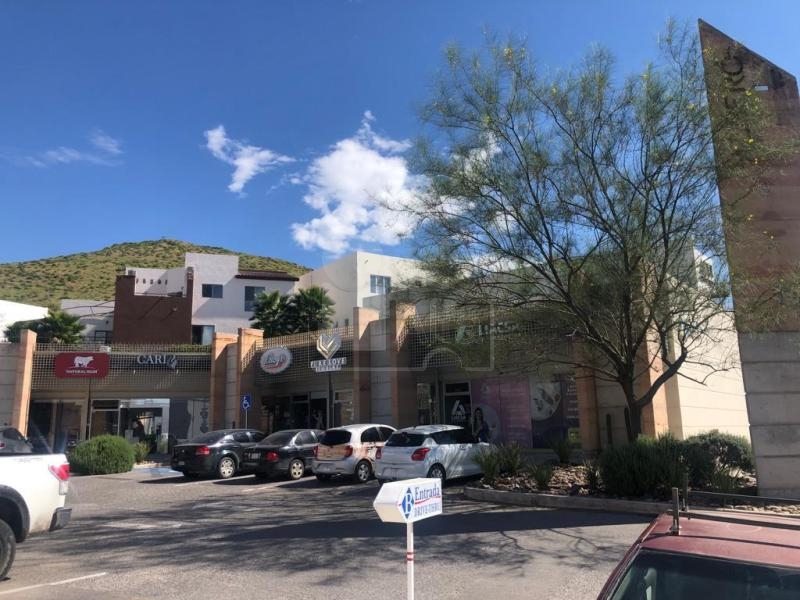 Local comercial en venta y/o en renta en Chihuahua Plaza Albero