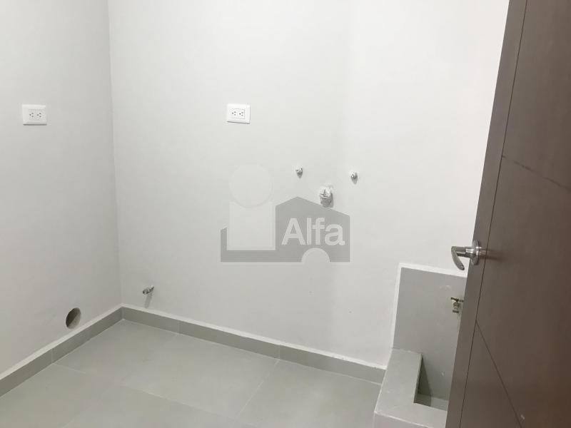 Casa sola en renta en Las Puentes Sector 7, San Nicolás de los Garza, Nuevo León