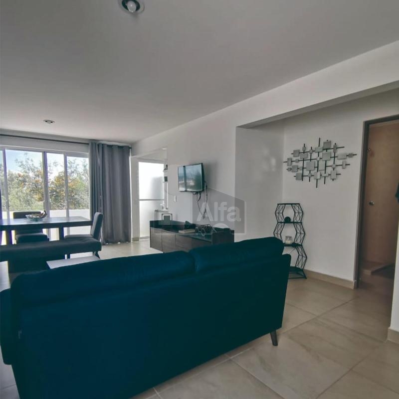 Departamento sin amueblar en renta en condominio cerrado Claustros de Santa María, Querétaro, Qro