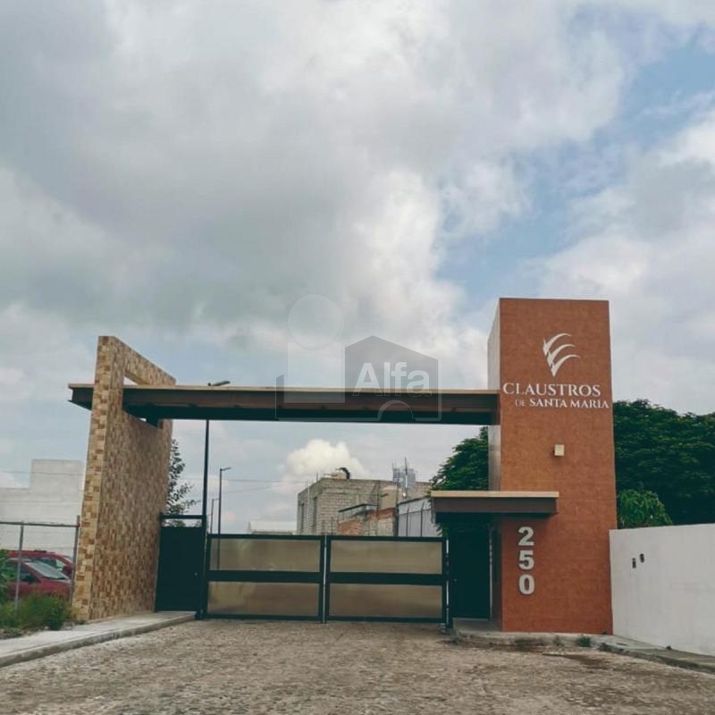Departamento sin amueblar en renta en condominio cerrado Claustros de Santa María, Querétaro, Qro