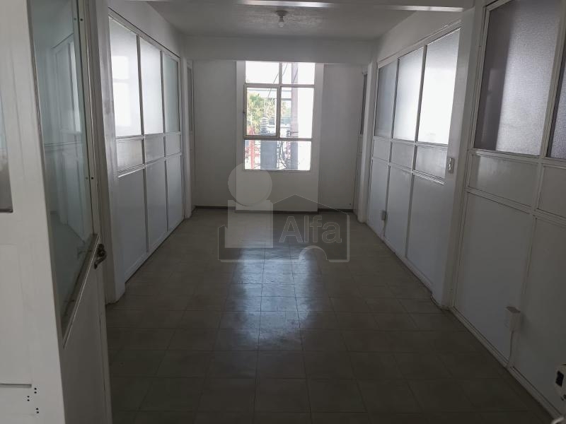 Oficina comercial en renta en San Cristóbal Centro, Ecatepec de Morelos, México
