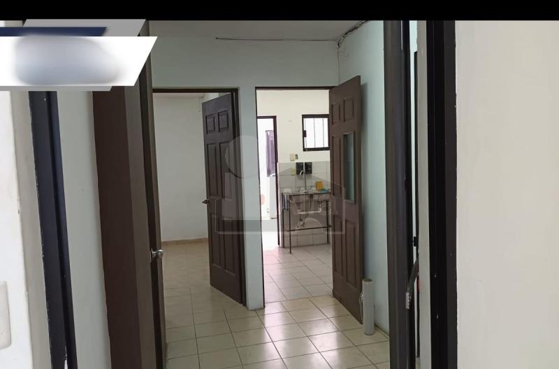 Local comercial en renta Mitras Centro Monterrey Nuevo León