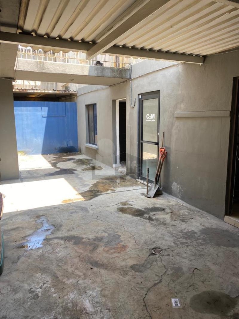Local comercial en renta Mitras Centro Monterrey Nuevo León