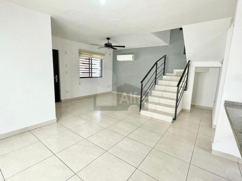 Casa en renta o venta Cerradas de Rinconada Apodaca Nuevo Leon