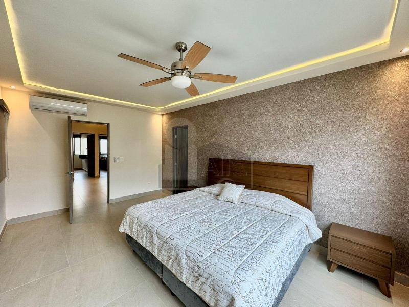 Casa en renta en Crisanto Residencial Zona Cumbres Monterrey Nuevo Leon Amueblada Nueva