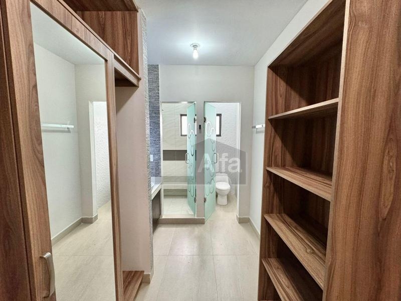 Casa en renta en Crisanto Residencial Zona Cumbres Monterrey Nuevo Leon Amueblada Nueva