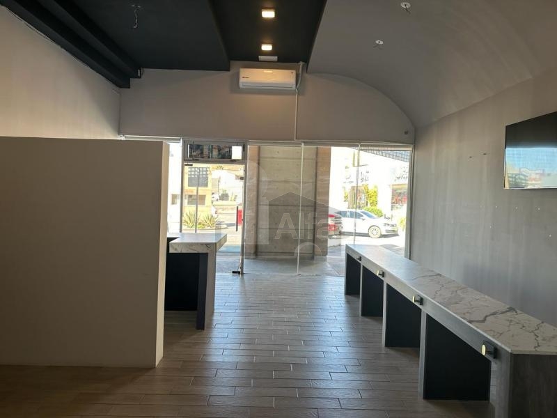 Local comercial en venta y/o en renta en Chihuahua Plaza Albero
