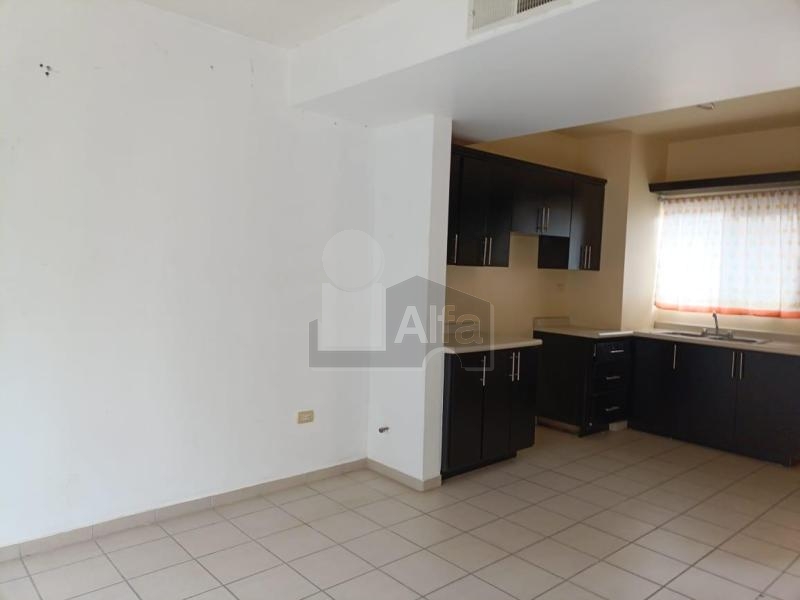 Casa en venta en Chihuahua Fraccionamiento Las Aldabas