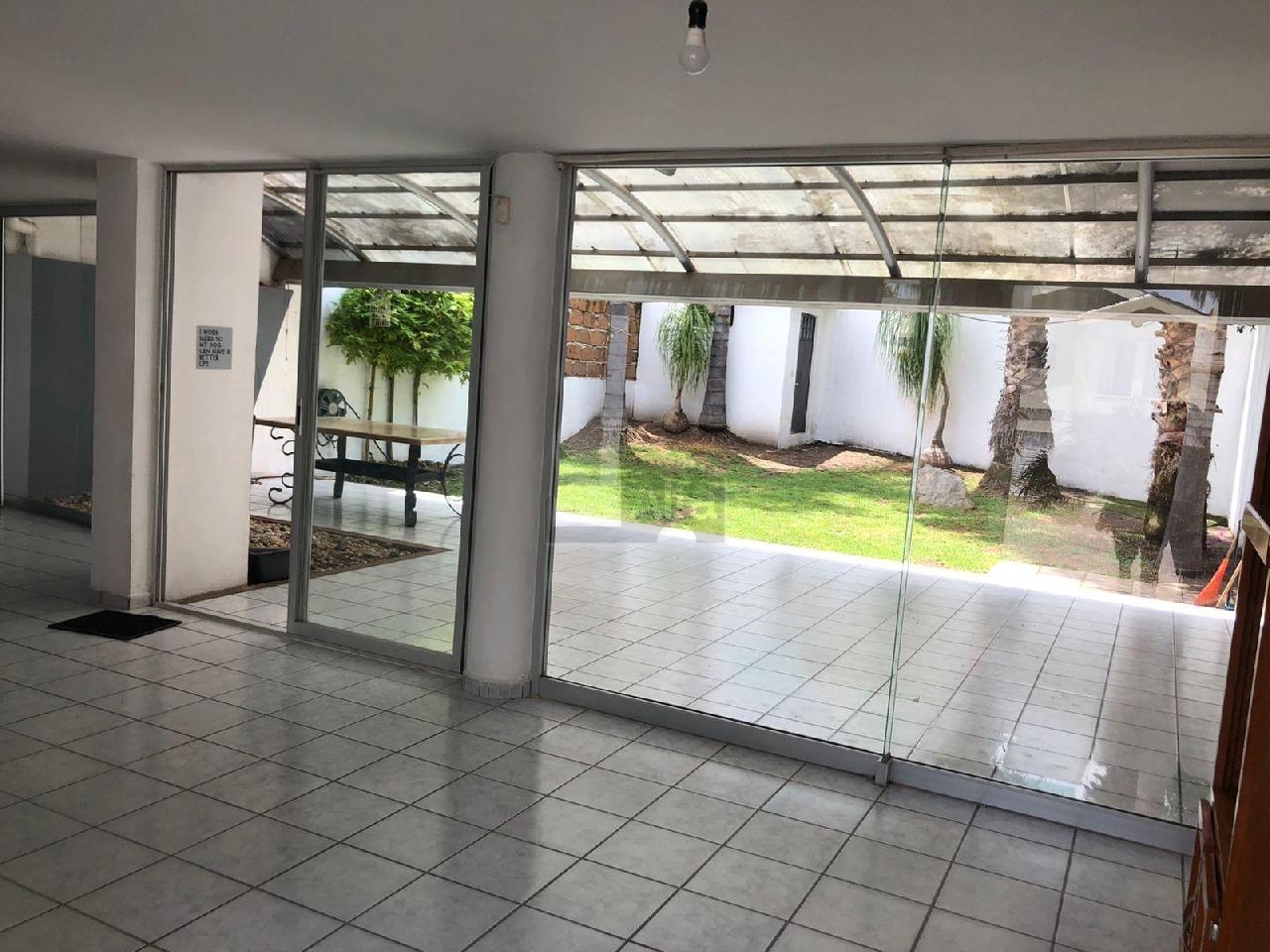 Casa en Renta en Lomas de Gran Jardín, León, Gto. cerca a la plaza comercial Colibrí