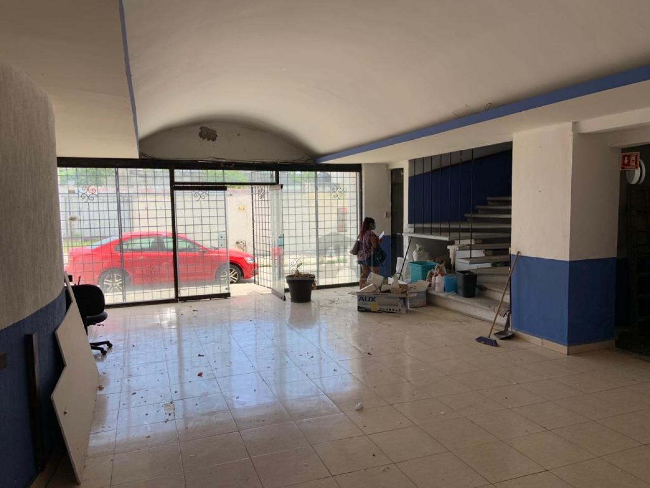 Edificio en venta Ruta 4, Cancun Quintana Roo a dos cuadras de prolongación Tulum