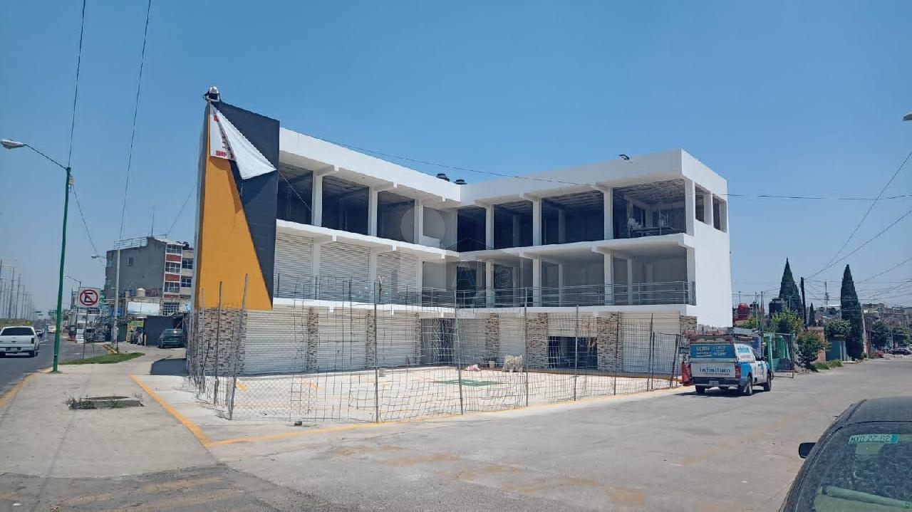 Local en renta sobre Blvd. Solidaridad las Torres