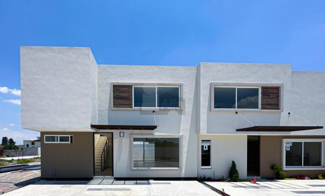 Casa en venta con habitación en planta baja a 2min de  Av. Tecnológico