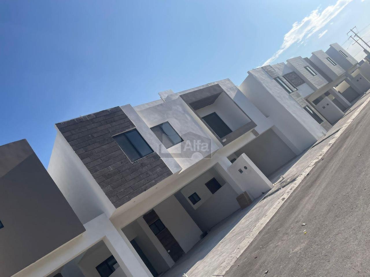 Venta de casas en Fracc. Villa Cumbres al oriente de Saltillo