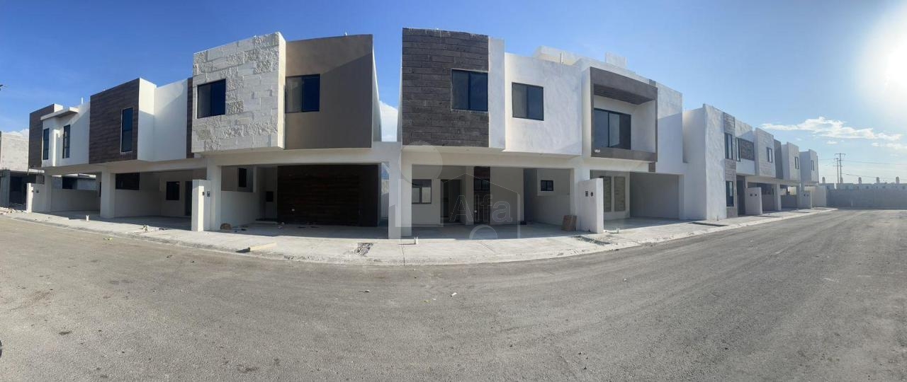 Venta de casas en Fracc. Villa Cumbres al oriente de Saltillo