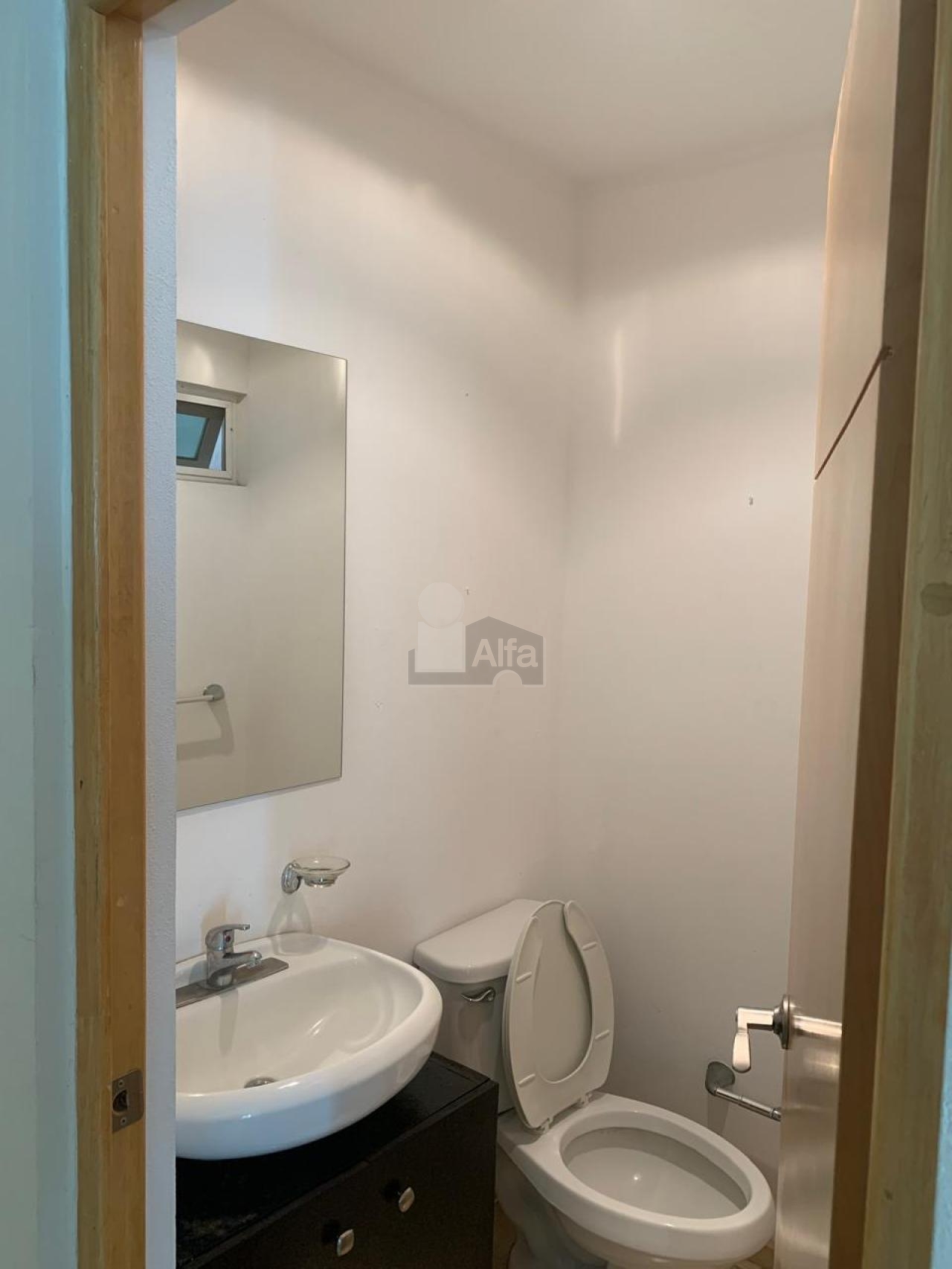 Departamento en Renta en Las Acacias Fracc Villas El Juncal, León, Gto. cerca a Plaza Palmas y EBC
